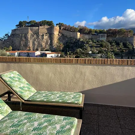 Penthouse With 70m2 Terrace 350 Meters From Denia