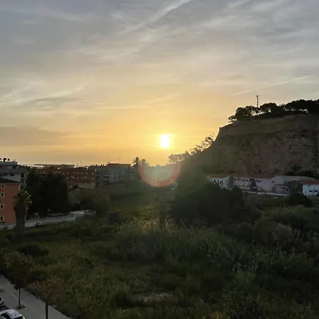 Penthouse-atico With 70m2 Terrace Amazing Views 350 Meters From Apartament