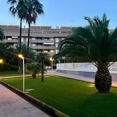 Apartament Penthouse-atico With 70m2 Terrace Amazing Views 350 Meters From