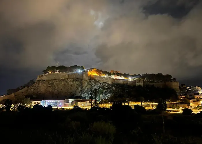 Penthouse With 70m2 Terrace 350 Meters From Apartment