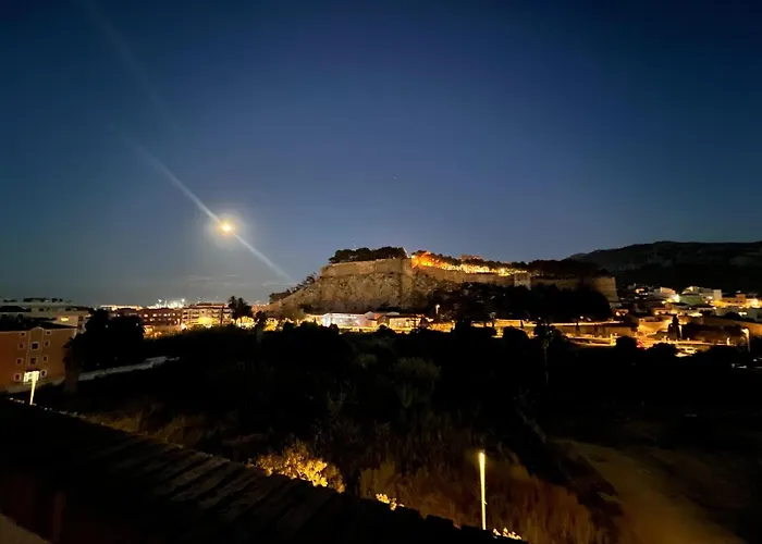 Apartment Penthouse With 70m2 Terrace 350 Meters From Denia